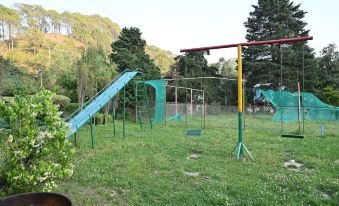 Foxoso Misty Oaks Resort