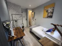 Innit Saltwater Hotels in Brighton and Hove