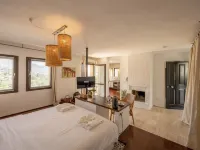 4Reasons Hotel + Bistro | 12+ Hotel in zona Spiaggia di Gundogan