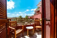 Anais Collection Hotels & Suites - Bjergudsigt