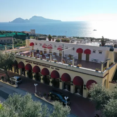 Hotel Villa Pina Antico Francischiello Hoteles cerca de Marina di Puolo