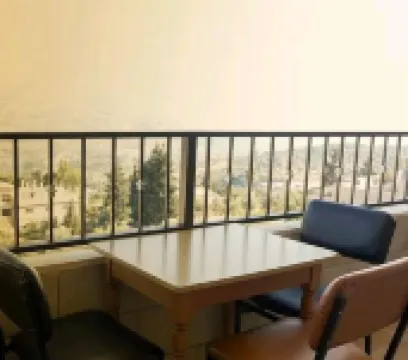 Al-Jabal Castle Hotel - Ajloun Hotel a 