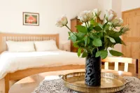 The Larches Ledbury Bed and Breakfast Hotels near The Elms Camping & Caravan Site