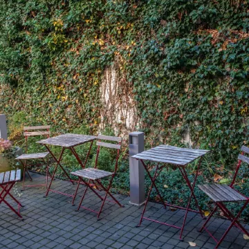 Art Hotel Prague Отели рядом с достопримечательностью «Футбольный стадион «Дженерали Арена»»