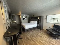 Travelodge by Wyndham Drummondville Hotels in Drummondville