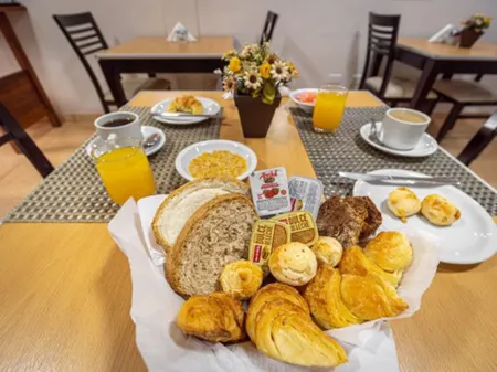 Palma Real Posada Отели рядом с достопримечательностью «Centro de Eventos y Convenciones del Iguazu»