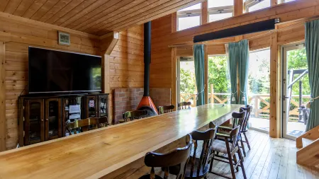 Heartland Hills in Noto 11 Log House