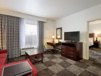 巴吞魯日I-10號東歡朋套房酒店 東巴吞魯日縣酒店