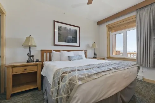 Ski-in / Ski-out 2Bed 2Bath Sunstone Lodge Condo at Little Eagle Express