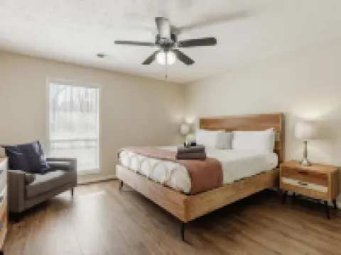 Discover Your Vacation Haven in Greenville, SC – B5 Homes! Hotels in Mauldin