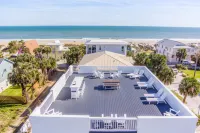 Heated Pool, Rooftop Deck and Culinary Haven - Spectacular Oasis