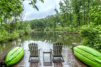 Innsbrook Lakeside Chalet with Private Dock