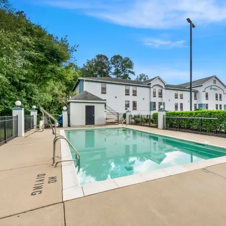 Clarion Pointe Apex - Holly Springs