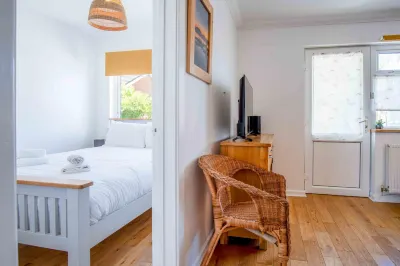 Cosy Cottage - 2 Bedroom Cottage - Mumbles Mumbles Christadelphians 주변 호텔