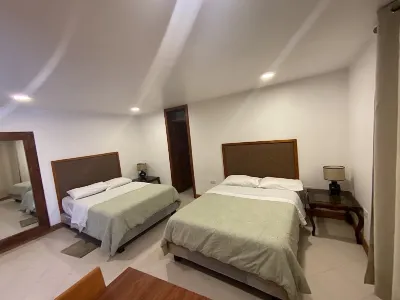 Bamboo Village Place Hoteles en Tumbaco