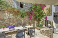 Ethrion Hotels in Ermoupoli