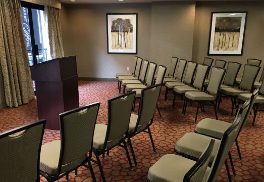 더 파라마운트 호텔