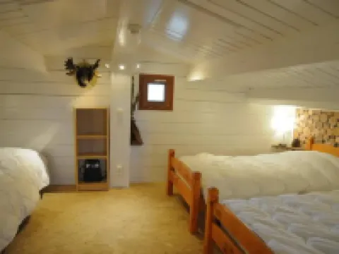 Inviting Holiday Home, Near Cave of Lorette, Namur and Parc Naturel Rgional des Ardennes Hotels in Houyet