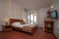Guest House Medin Hotels in Petrovac