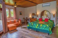 Lost Iguana Resort and Spa فنادق في لا فورتونا