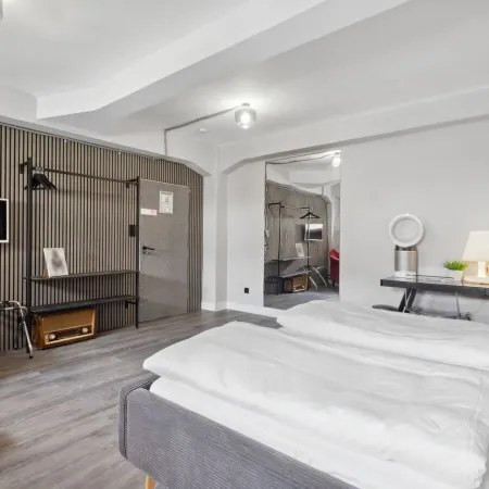 The Room 44