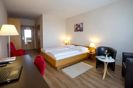 Novapark Flugzeughotel Graz