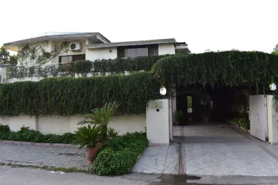 Elysium 99 Hotels near Pir Sohawa