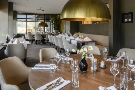 Van der Valk Hotel de Bilt-Utrecht Отели рядом с достопримечательностью «Fort bij Vechten»