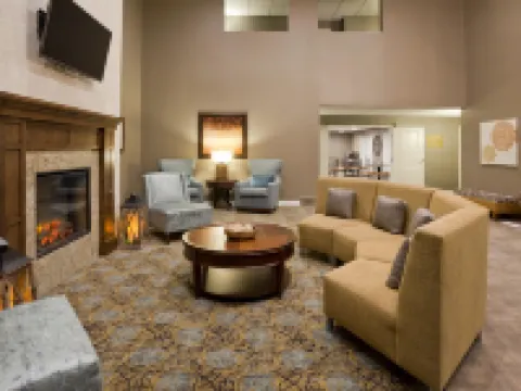 GrandStay Delano Hotels in Wright County