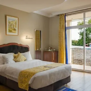 Hôtel la Falaise Bonanjo