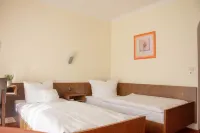Hotel Restaurant Rothkopf Hotels in Mechernich