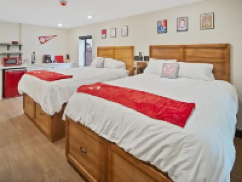 ザ ドーム ホテル イサカのホテル