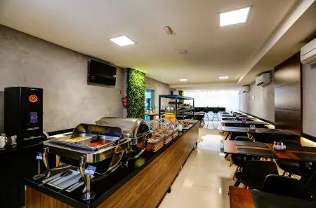 Transamerica Fit Vitória Praia de Camburi Отели в г. Витория