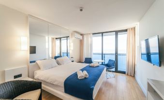 HomeHub