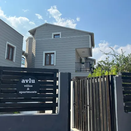 Avlu Villas & Apartments