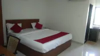 Shelke Mama's Lodging & Resorts Hotels in Verul