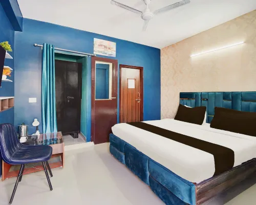 Hotel Spark Inn || Near Motherhood Hospital Các khách sạn ở Noida