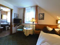 ラントホテル ガストホフ ヴィレク ズンダーンのホテル