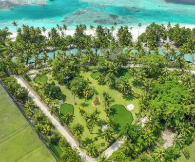 Meeru Maldives Resort Island Hotel a 