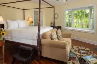 Foxfield Inn Hotels in Rio
