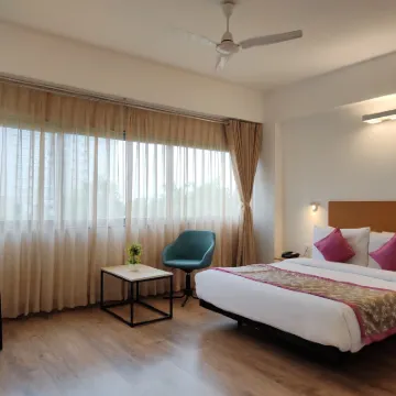 โรงแรม Kanak Beacon โรงแรมใกล้วัดเชนฮาทีสิงห์