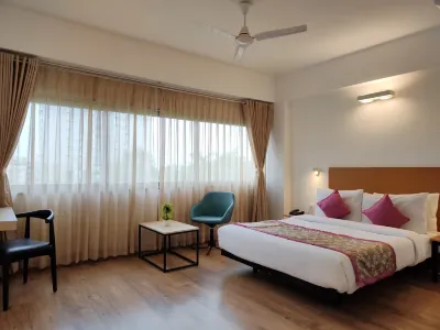 Kanak Beacon Hotel - Ashram Road Ahmedabad Hotel in zona Gujarat Vidyapith