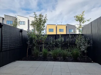 Brand New House by Botany - Parking Hotels in Beachlands