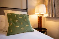 Beautiful 7 Bedroom House Hottub Wifi Hotels in Mendip District