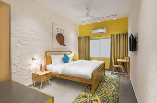 Bedzzz Varanasi by Leisure Hotels, 1 Km from Dashwasamedh Ghat Hotel di 