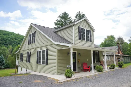 The Village at Houser's Crossing Hotels in Schuylkill County