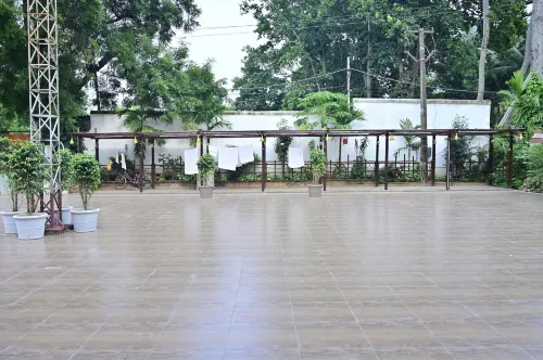 Holy Palace Hotels in Mayurbhanj