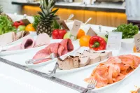 Best Western Plus Hotel Bakeriet - breakfast