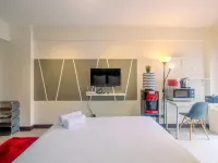 Best and Simply Homey Studio Cinere Resort Apartment Hotels in Cinere