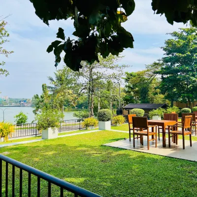 REST HOUSE KESBEWA Hotels near Diyagama Mahinda Rajapaksa Stadium